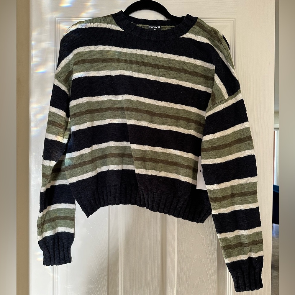 Hurley crop sweater